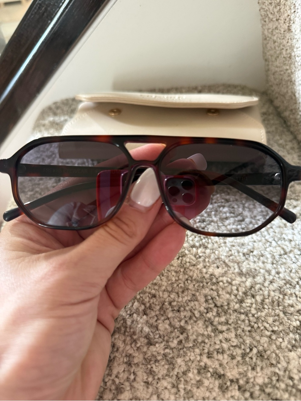 Fenix Women's Tortoiseshell Sunglasses - Brown Gradient Lenses - Picture 3 of 6
